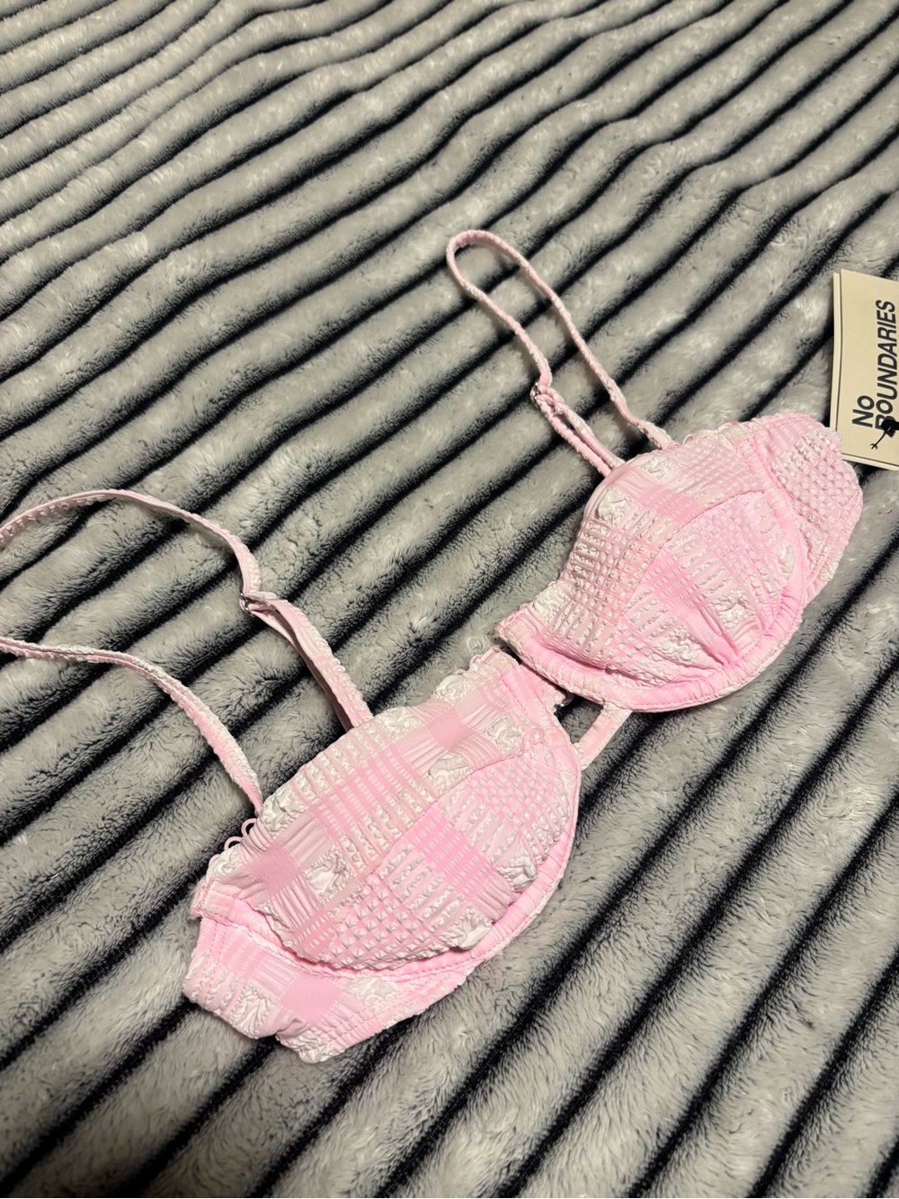 No Boundaries Light Pink Textured Underwire Bikini Top
